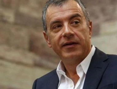 Σ. Θεοδωράκης: «Το ποτάμι είναι πολύ σκληρό για να πεθάνει»